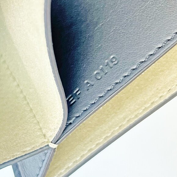 GIVENCHY Gray Leather Shoulder Bag - Picture 16 of 16